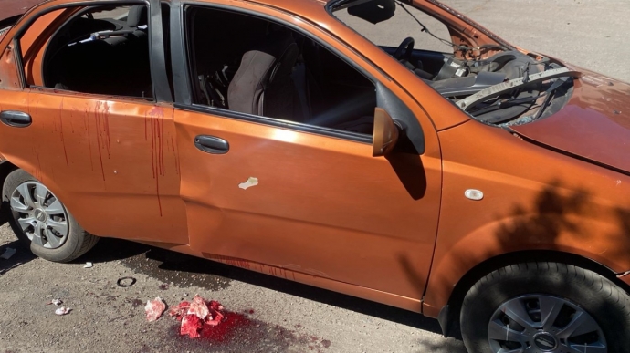 На Пасху войска РФ сбросили взрывчатку на авто с людьми в Покровском районе