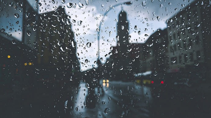 Дожди и грозы: синоптики показали погоду на выходные