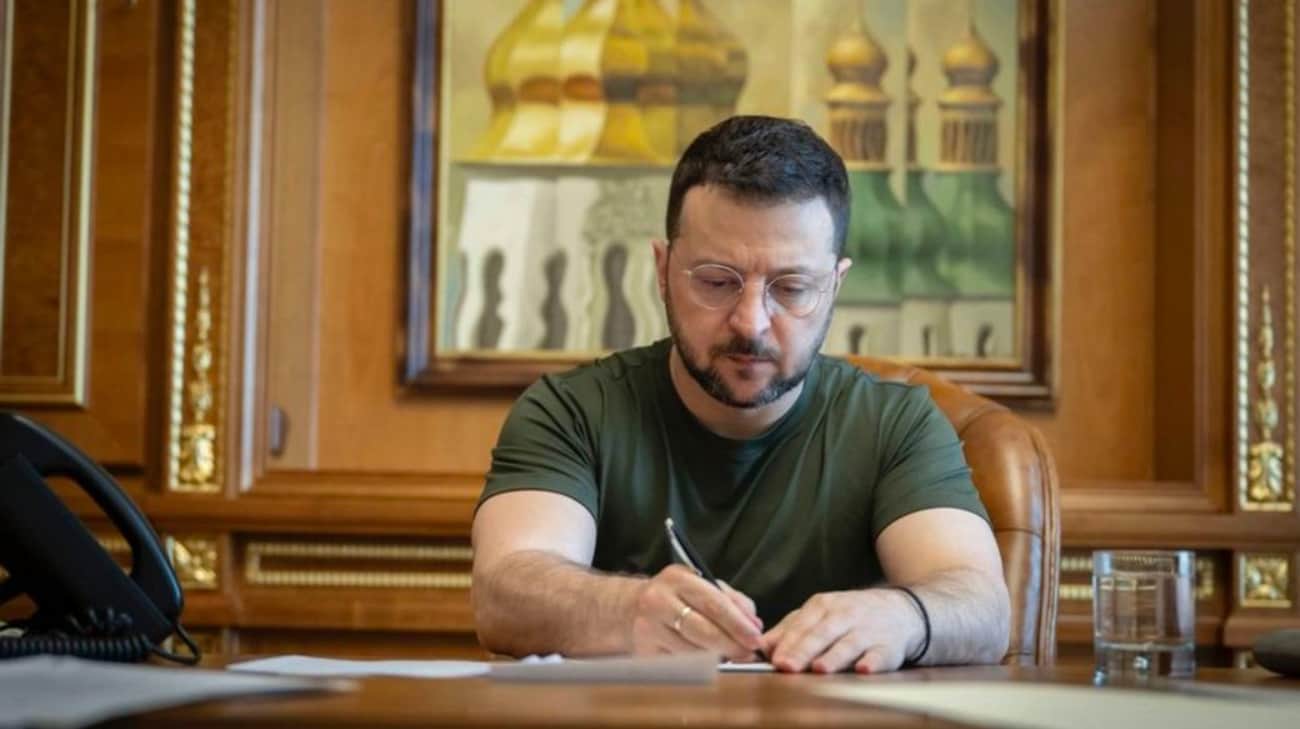 ce25b11-zelensky.jpg