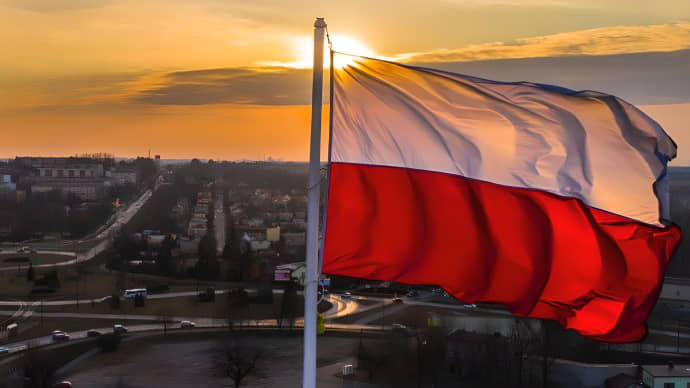 Польща продовжує перевірку, чи не падали елементи ракети на її території