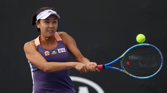 У Китаї зникла тенісистка, яка звинуватила чиновника, – але МОК вдалося з нею поговорити