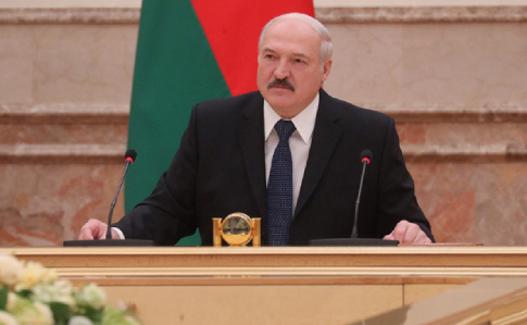 Лукашенко вперто не бачить жодного померлого від коронавірусу в Білорусі