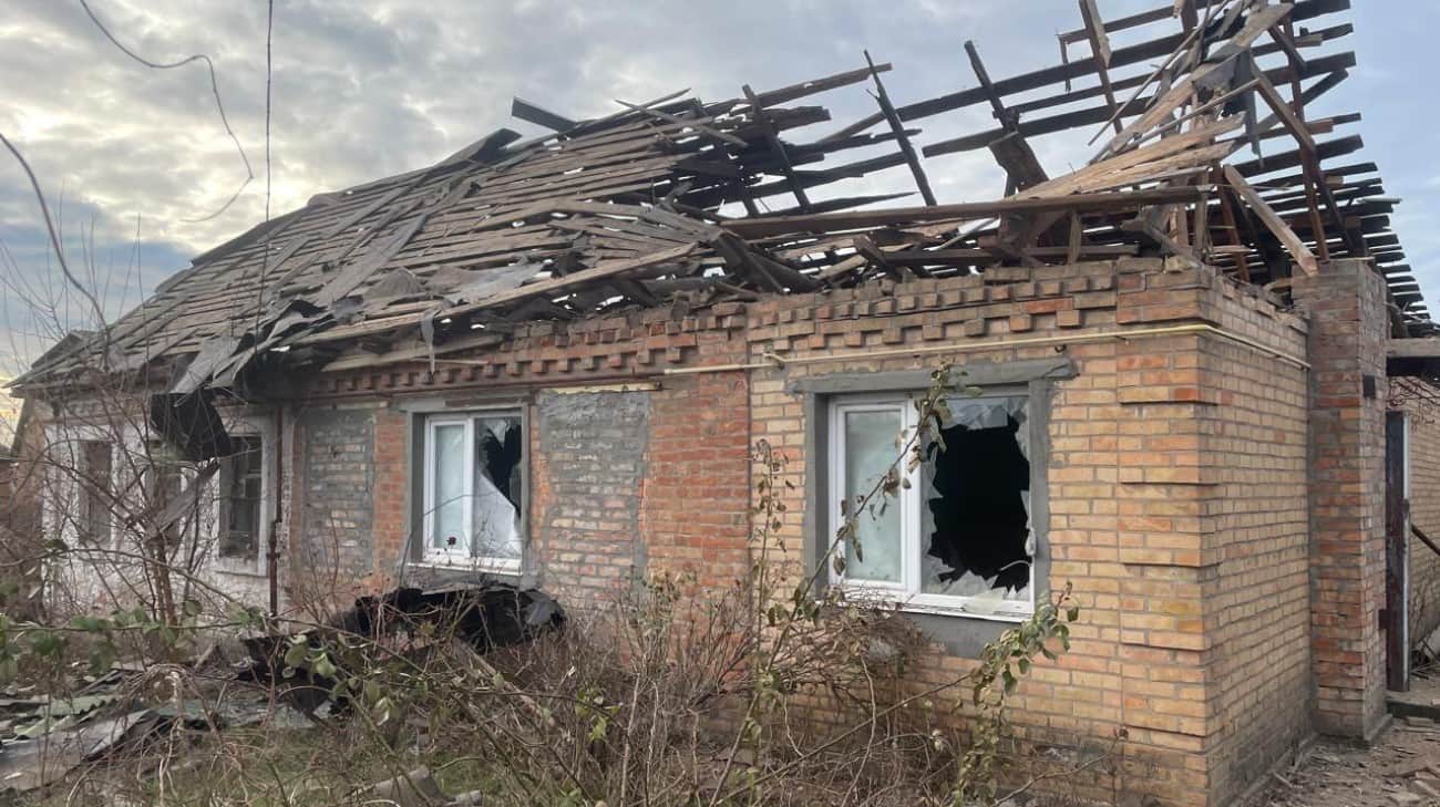 Russia attacks Nikopol district more than 30 times in one day, injuring six people – photos