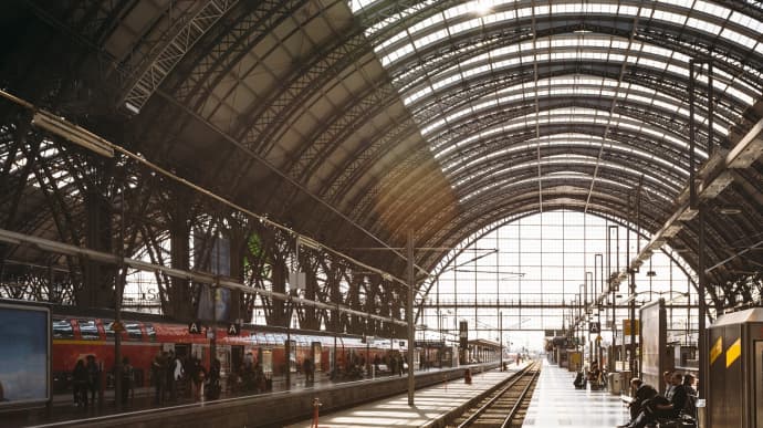 Немецкие железнодорожники начинают самую длинную в истории страны забастовку
