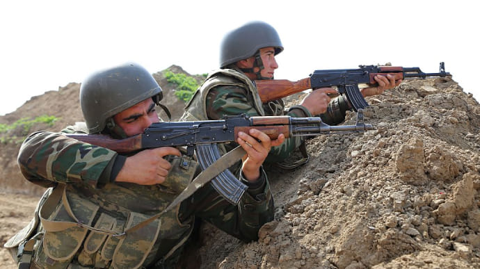 На границе Армении и Азербайджана сообщают о стрельбе: есть погибший