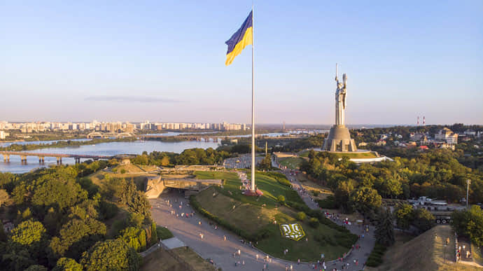 Только 10% украинцев готовы отказаться от некоторых территорий ради мира