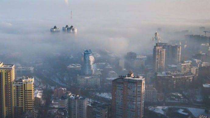 Воздух Киева становится все грязнее из-за погоды