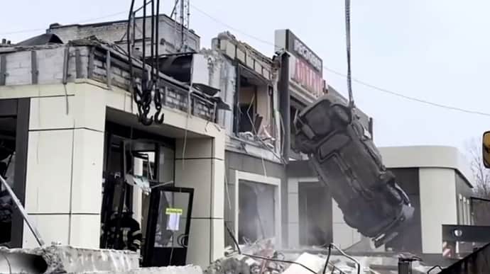 Russian occupying authorities claim 20 fatalities in Ukrainian attack on bakery in occupied Lysychansk – photo, video