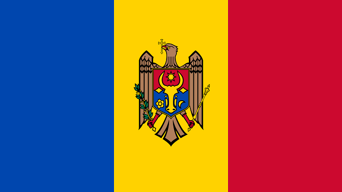 Молдова призупинила ліцензію 6 телеканалів, які дезінформували про війну в Україні