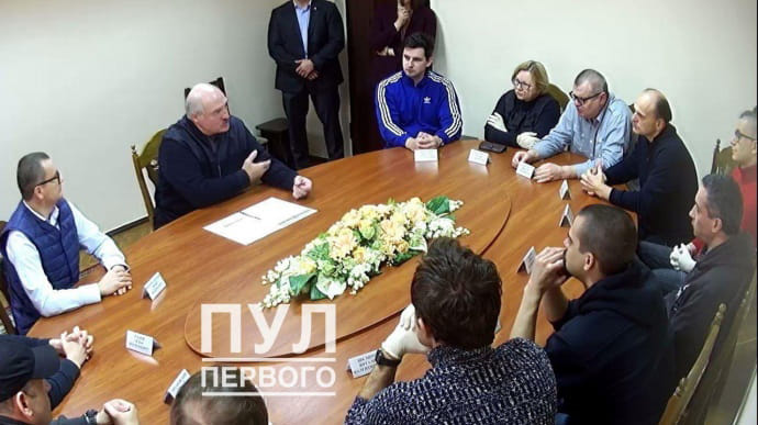 Двох учасників зустрічі з Лукашенком випустили з СІЗО
