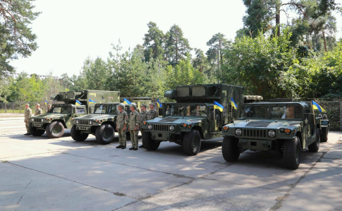 США передали Украине современную военную технику