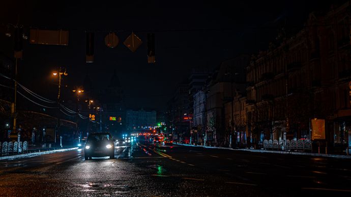 Zelenskyy: If someone is without electricity for 10 hours, while across the street everything is connected, this is unfair