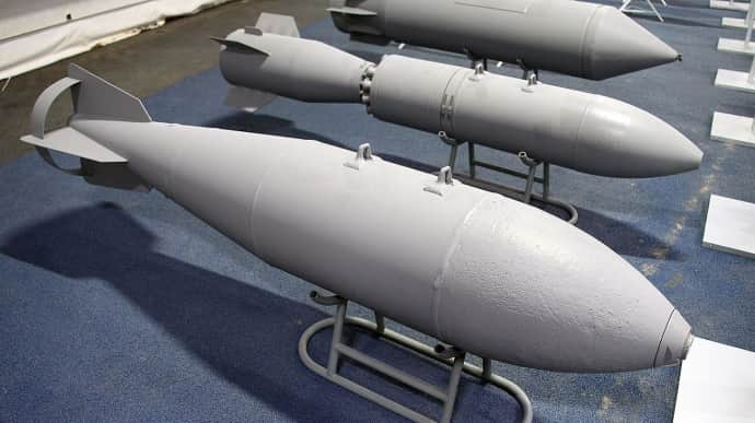 Russians strike Kharkiv with FAB-500 unguided bombs for first time ever