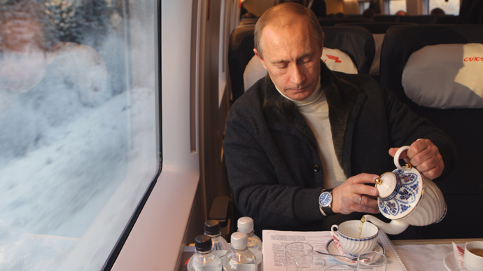 Не только бронепоезд: в России для Путина построили секретную железную дорогу - СМИ