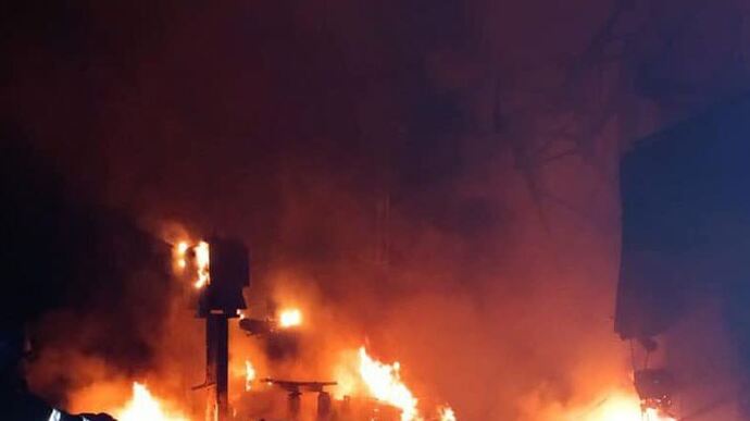 Окупанти обстріляли Зеленодольську громаду: 2 вбитих у селі Велика Костромка