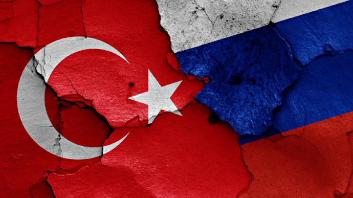 Туреччина зупинила транзит санкційних товарів до Росії