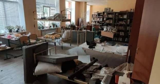 Russians take all the equipment from schools and a hospital in Kreminna – Serhii Haidai