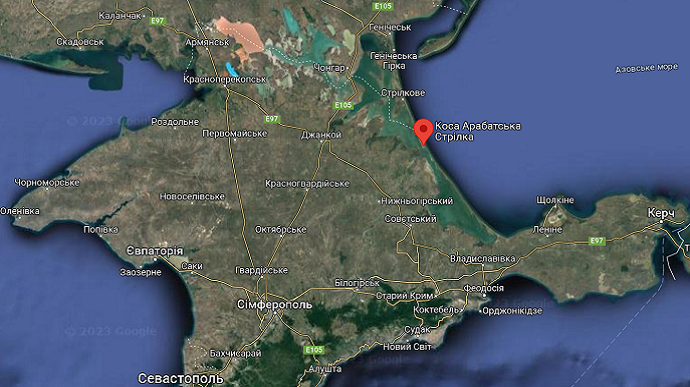 Оккупанты закрыли Арабатскую стрелку для гражданских из-за угрозы Крыму