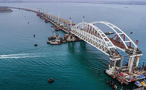 ЕС ввел санкции против 6 компаний, строивших Керченский мост