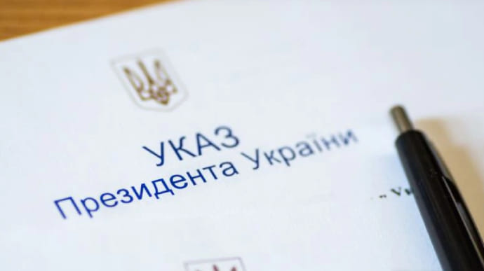 Зеленський за 20 днів так і не запустив “найжорсткіші санкції” проти Януковича і Ко