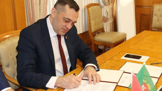 Belarusian regions signs agreement with Crimea, which Minsk does not recognise as Russian