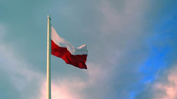 Majority of Poles believe Russian objects flying over Poland should be downed