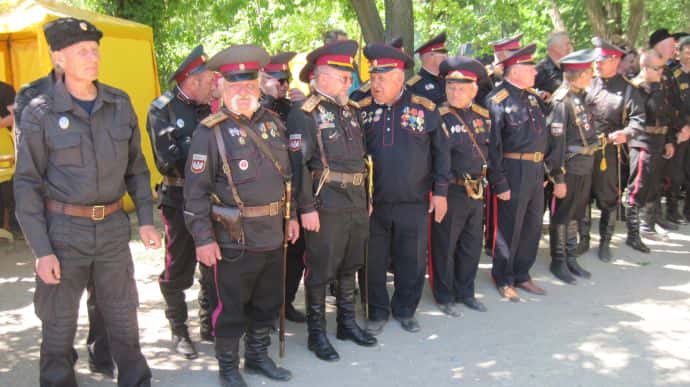 Казаки в Мелитополе собрались патрулировать улицы, полиция - против