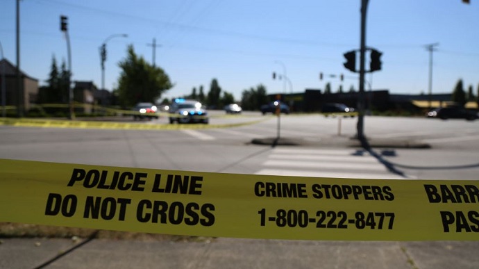 У Канаді поліція розшукує підозрюваних, які вбили 10 і поранили 15 осіб