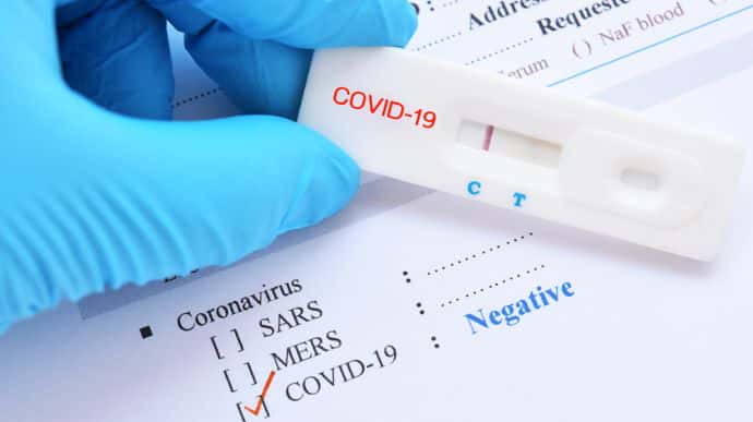 Впервые за 1,5 месяца прирост новых случаев COVID-19 в Украине на 5% выше болеющих