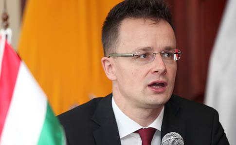 Угорщина заблокувала засідання комісії Україна - НАТО в грудні