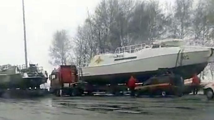 Росія перекидає патрульні катери ближче до Азовського моря – ЗМІ