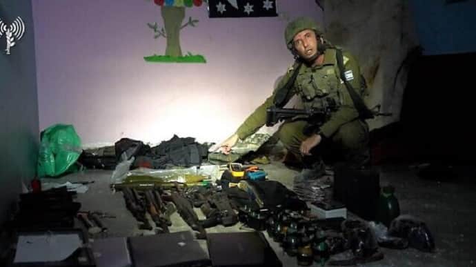 ЦАХАЛ оприлюднив докази того, що бойовики ХАМАСУ зберігали зброю в дитячій лікарні 