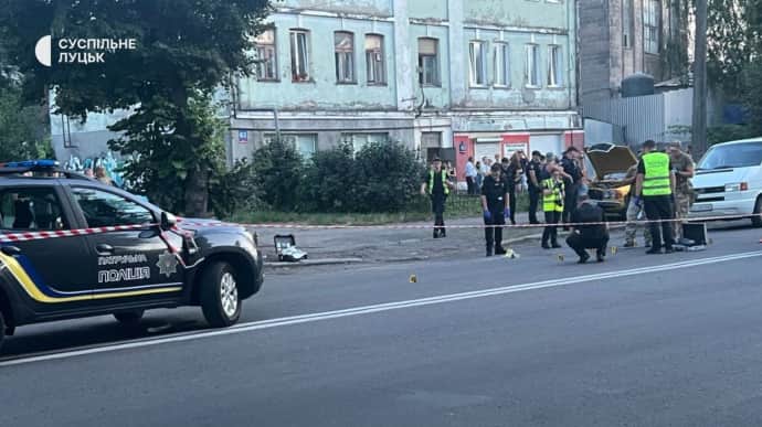 У Луцьку на вулиці вибухнула граната, 5 постраждалих