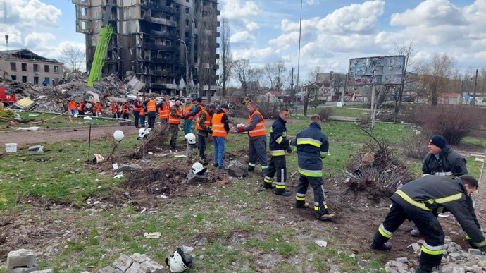 7 more bodies found under the rubble in Borodianka