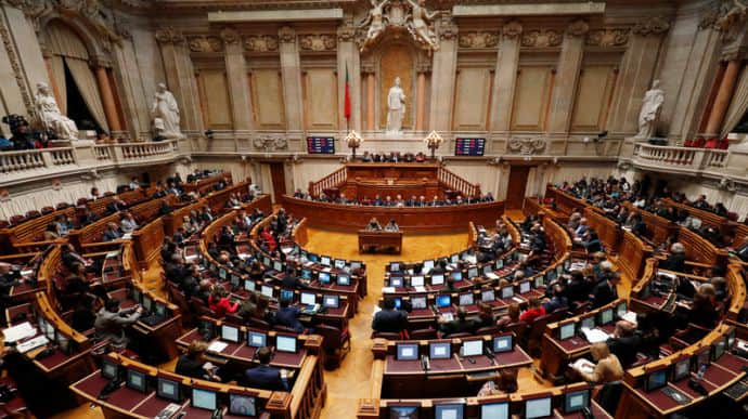 Президент Португалії оголосив про відставку уряду на тлі корупційного скандалу