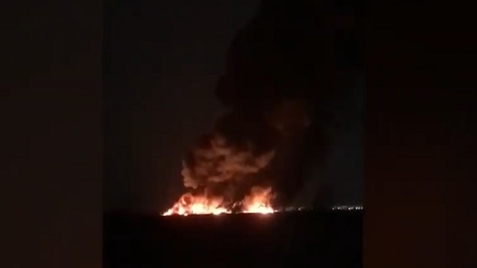В России – масштабный пожар на складе