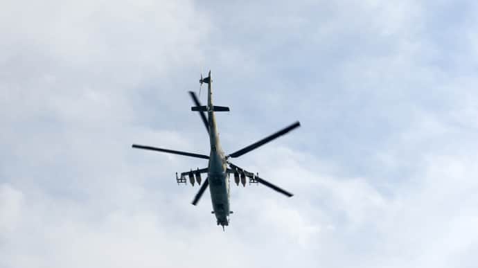 Military helicopter crashes in Russian-occupied Abkhazia – video