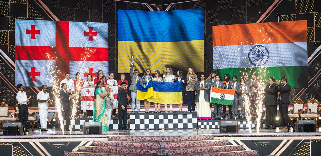 Шах, мат, Слава Україні!: Зеленський привітав жіночу збірну з перемогою на Олімпіаді