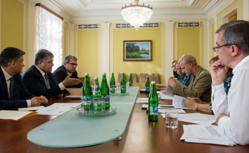 Антикоррупционеры отклонили предложение Порошенко по декларациям