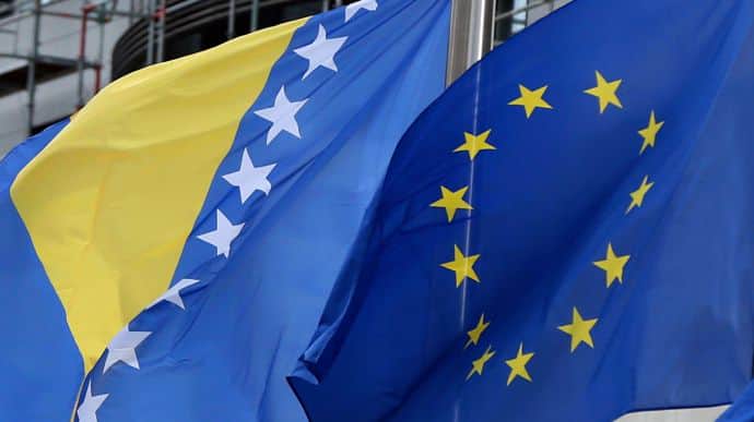 Россия назвала враждебным актом участие Боснии в саммите Крымской платформы