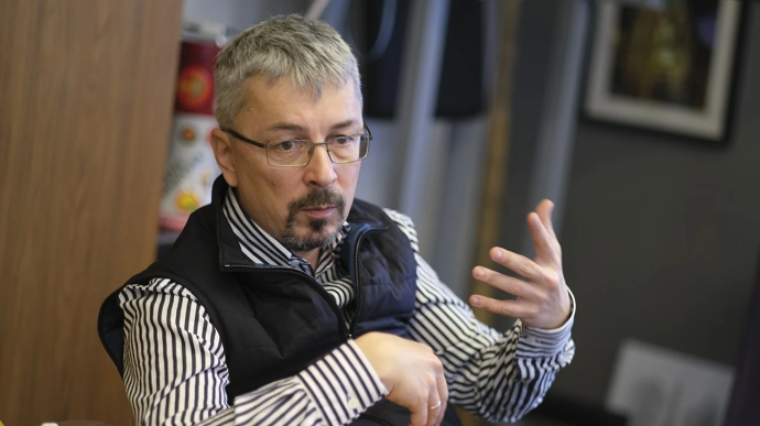 Ткаченко пояснив, чому заважає владі Києва отримати Гостинний двір