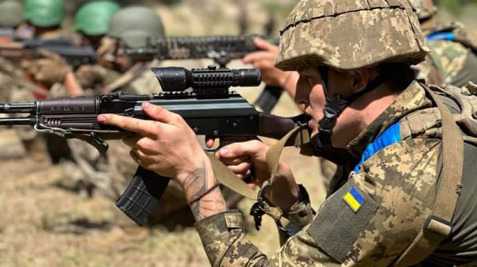 Several thousand people register to join Ukrainian Legion in Poland