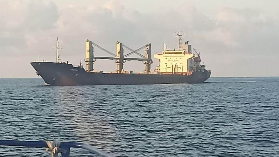 Second vessel carrying grain leaves Ukraine's Chornomorsk port – Infrastructure Minister