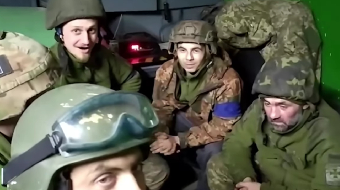 Border guards showed smiles of indomitable defenders of Mariupol