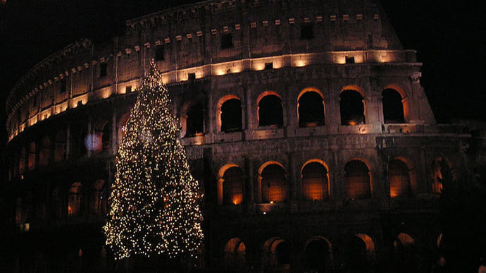 Италия запретила путешествия между регионами на рождественские праздники