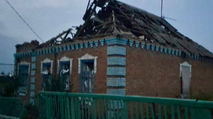 Russia shells residential buildings in Dnipropetrovsk Oblast, injuring 2 women