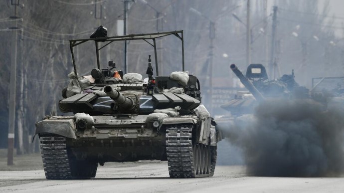 Розвідка США фіксує відведення або відступ частини військ РФ від Києва