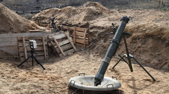 В Вербное воскресенье боевики обстреляли гражданскую инфраструктуру Водяного