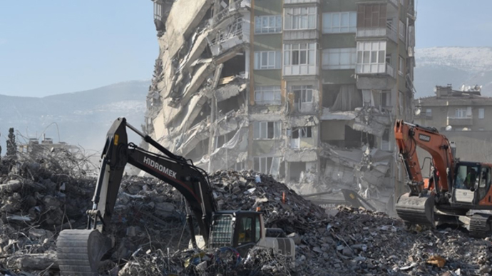 У Туреччині нарахували 118 тисяч будівель, знищених землетрусом