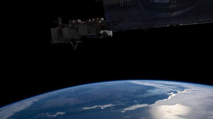 Три компании США создадут космические станции, которые заменят МКС
